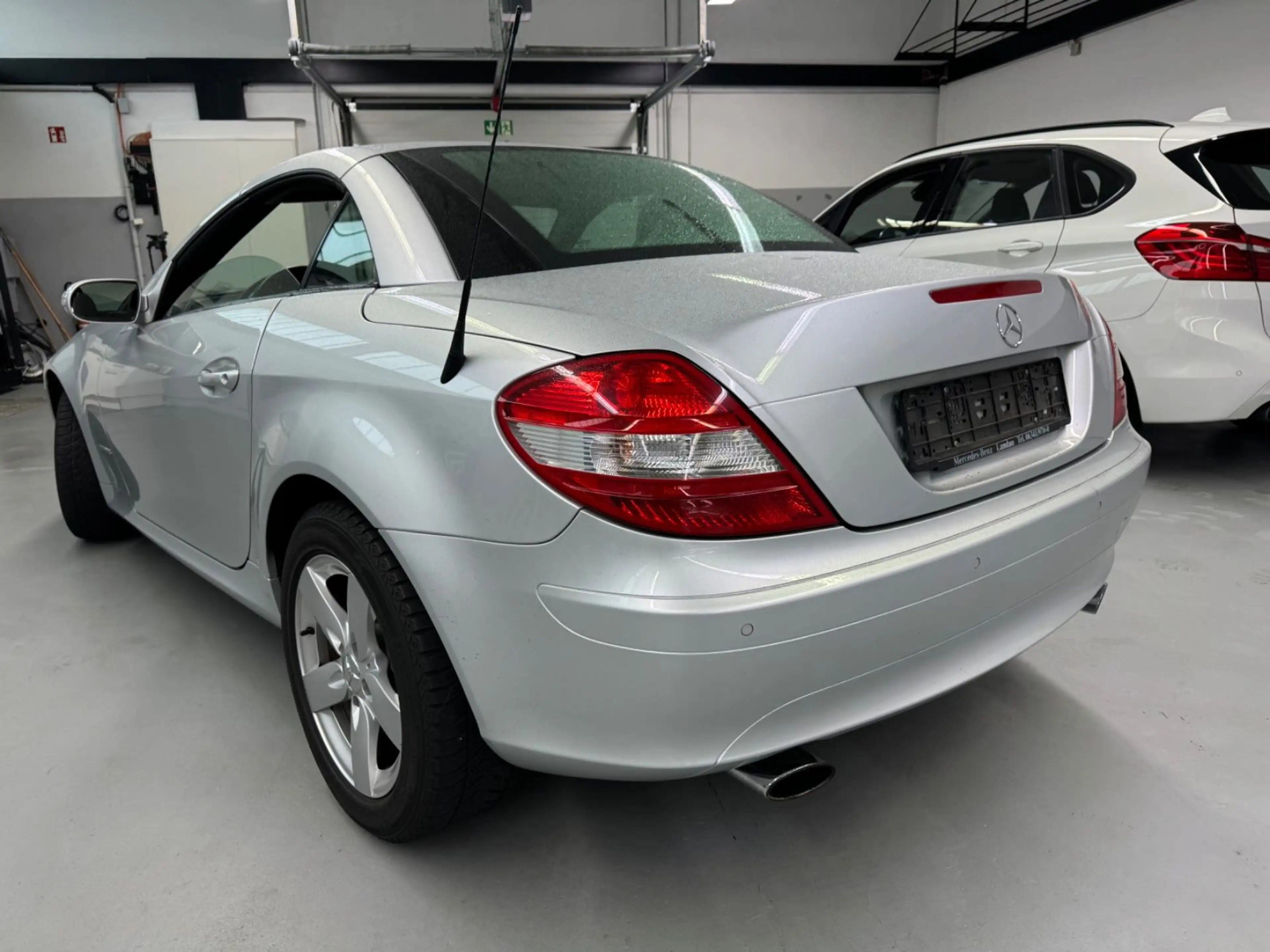 Mercedes-Benz SLK 200 SLK Roadster Kompressor"AIRSCARF" — photo 13