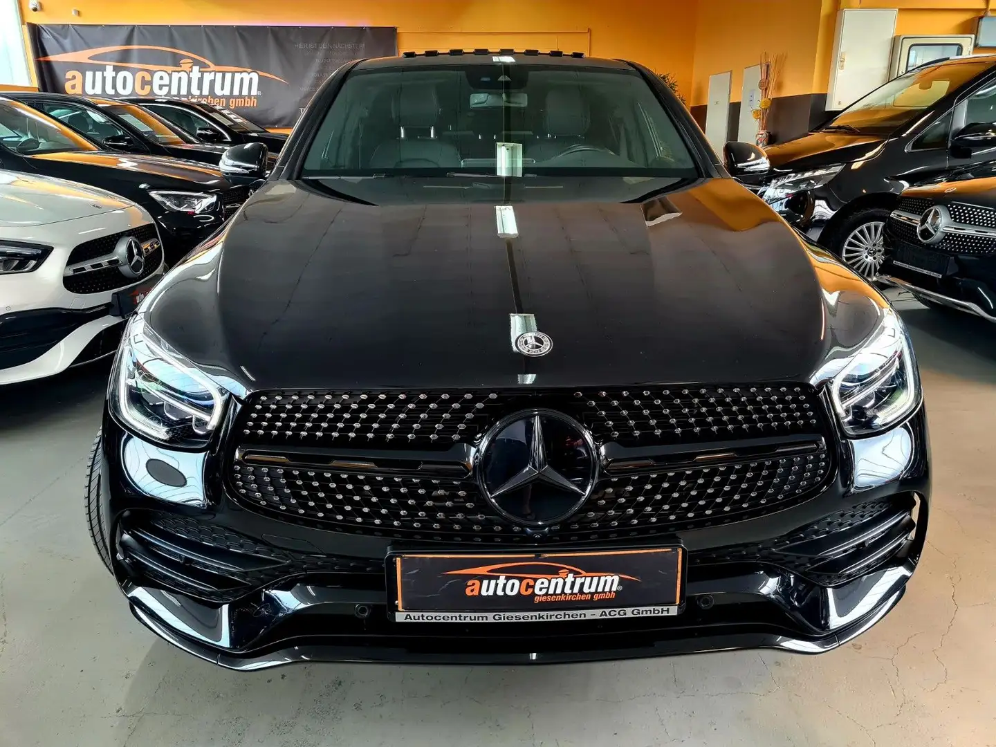 Mercedes-Benz GLC 300 de Cpe AMG*Night*Leder*eSD*ACC+*AHK*360° Schwarz - 2