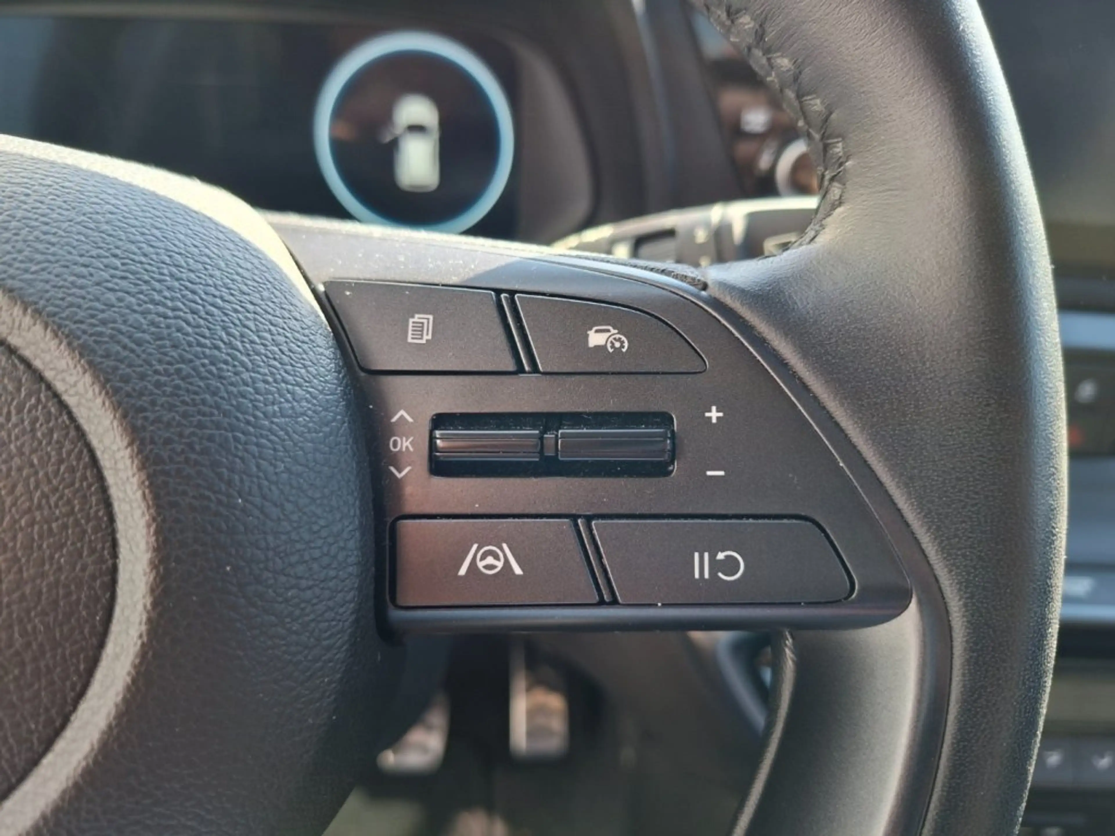 Hyundai BAYON 1,0 T-GDi Trendline — photo 10