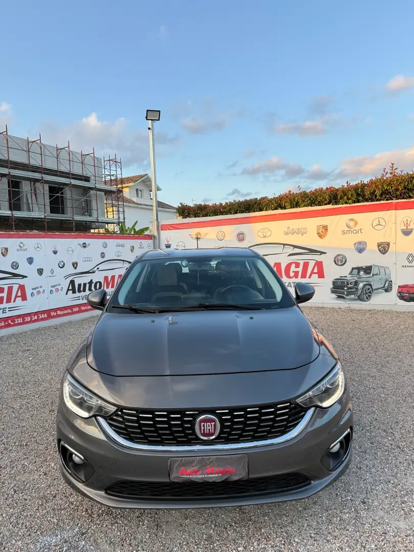 Fiat Tipo 1.6 Mjt S&S 5 porte Lounge Grigio - 2