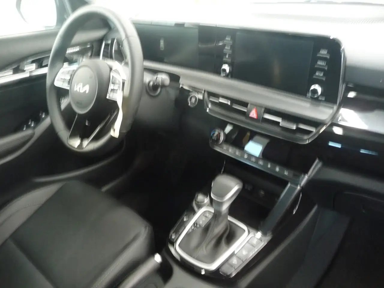 Kia Seltos снимка Kia Seltos