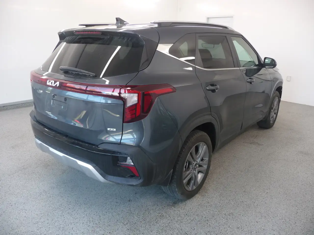 Kia Seltos снимка Kia Seltos