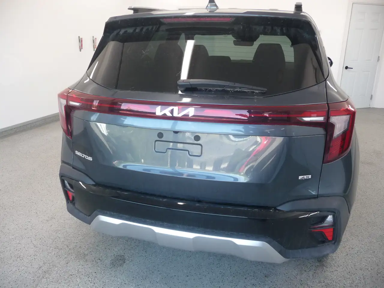 Kia Seltos снимка Kia Seltos
