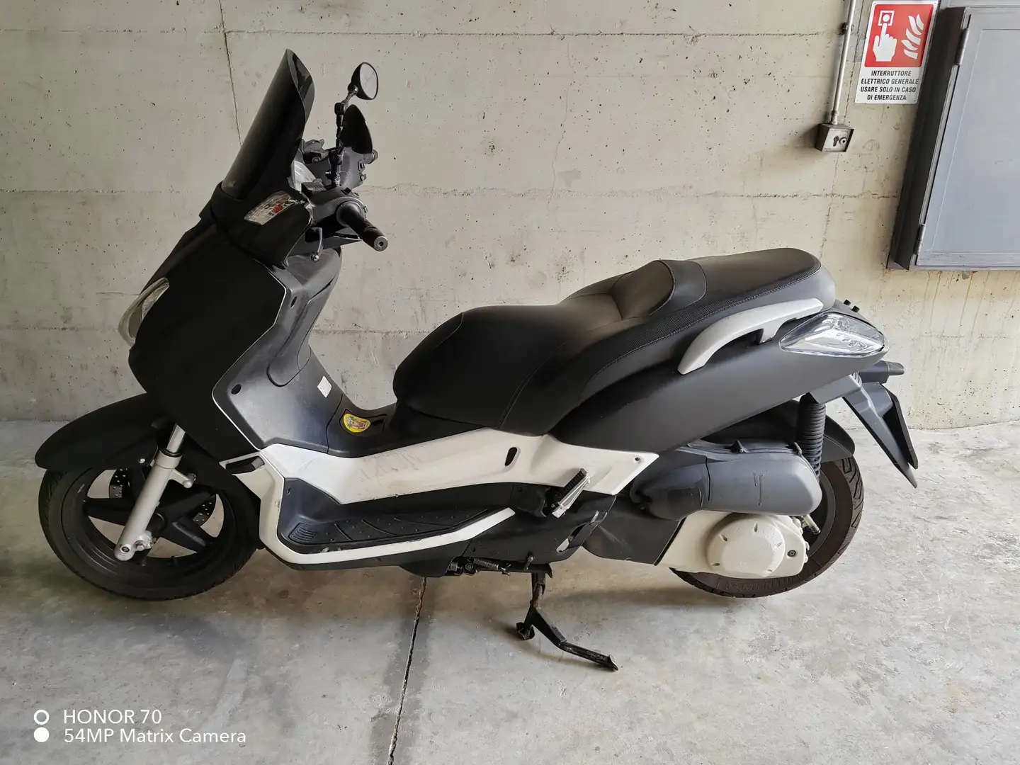 Yamaha X-Max 250 Černá - 2