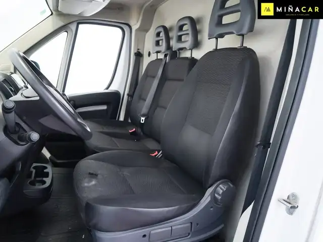 Peugeot Boxer view 7