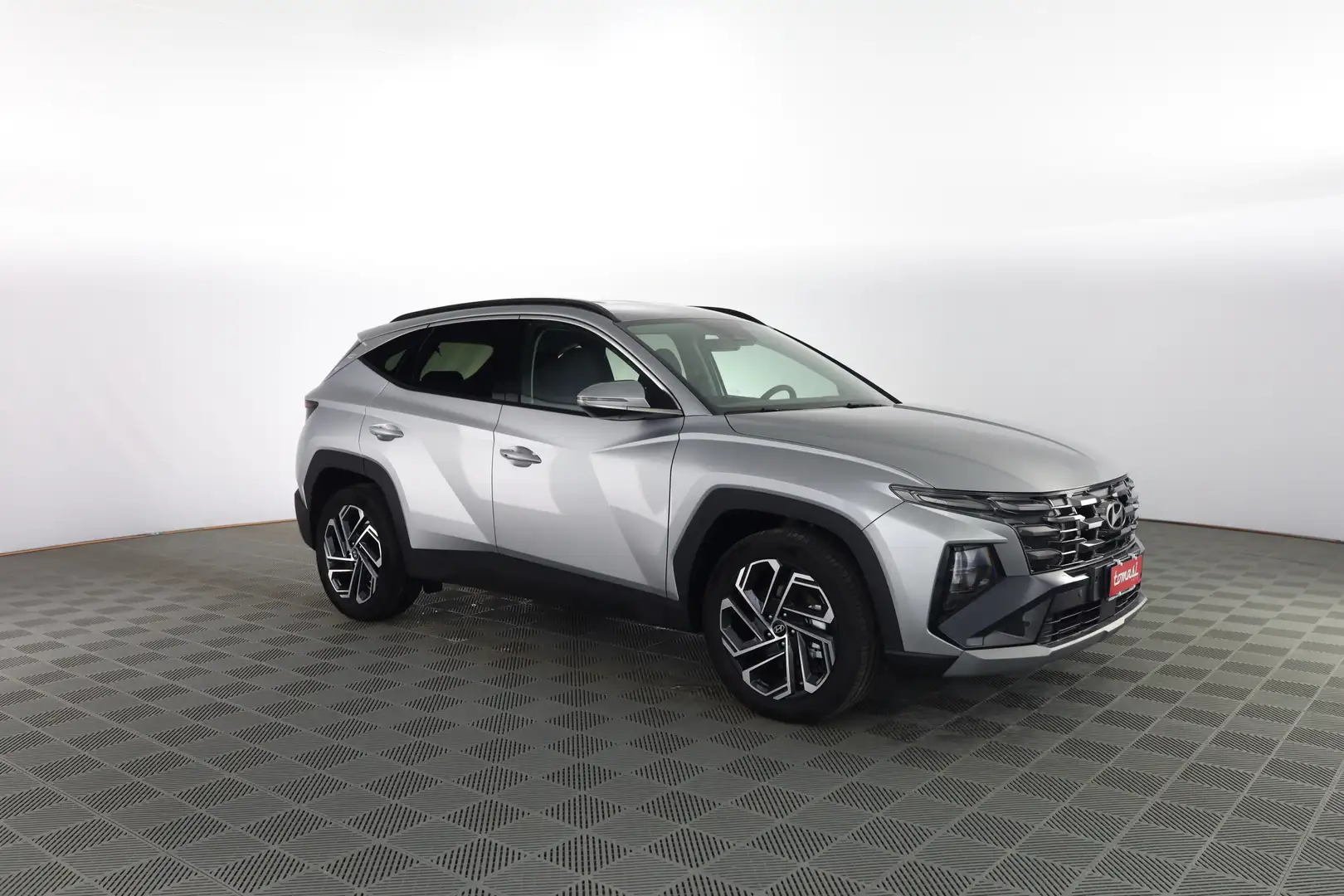 Hyundai TUCSON 1.6 CRDI 48V DCT Exellence RETROCAMERA,CRUISE CONT Silber - 2