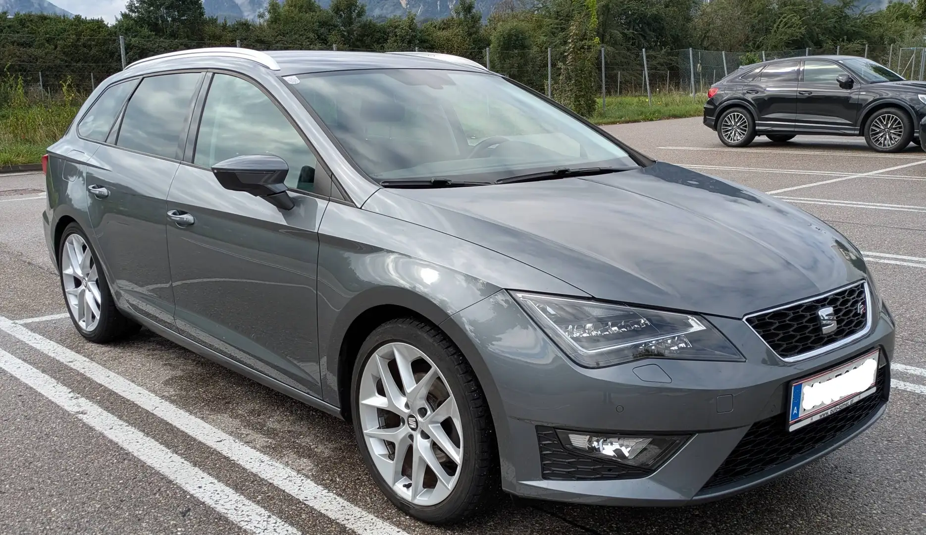 SEAT Leon Leon ST FR 1,4 TSI Start-Stop FR Start-Stopp Grau - 1