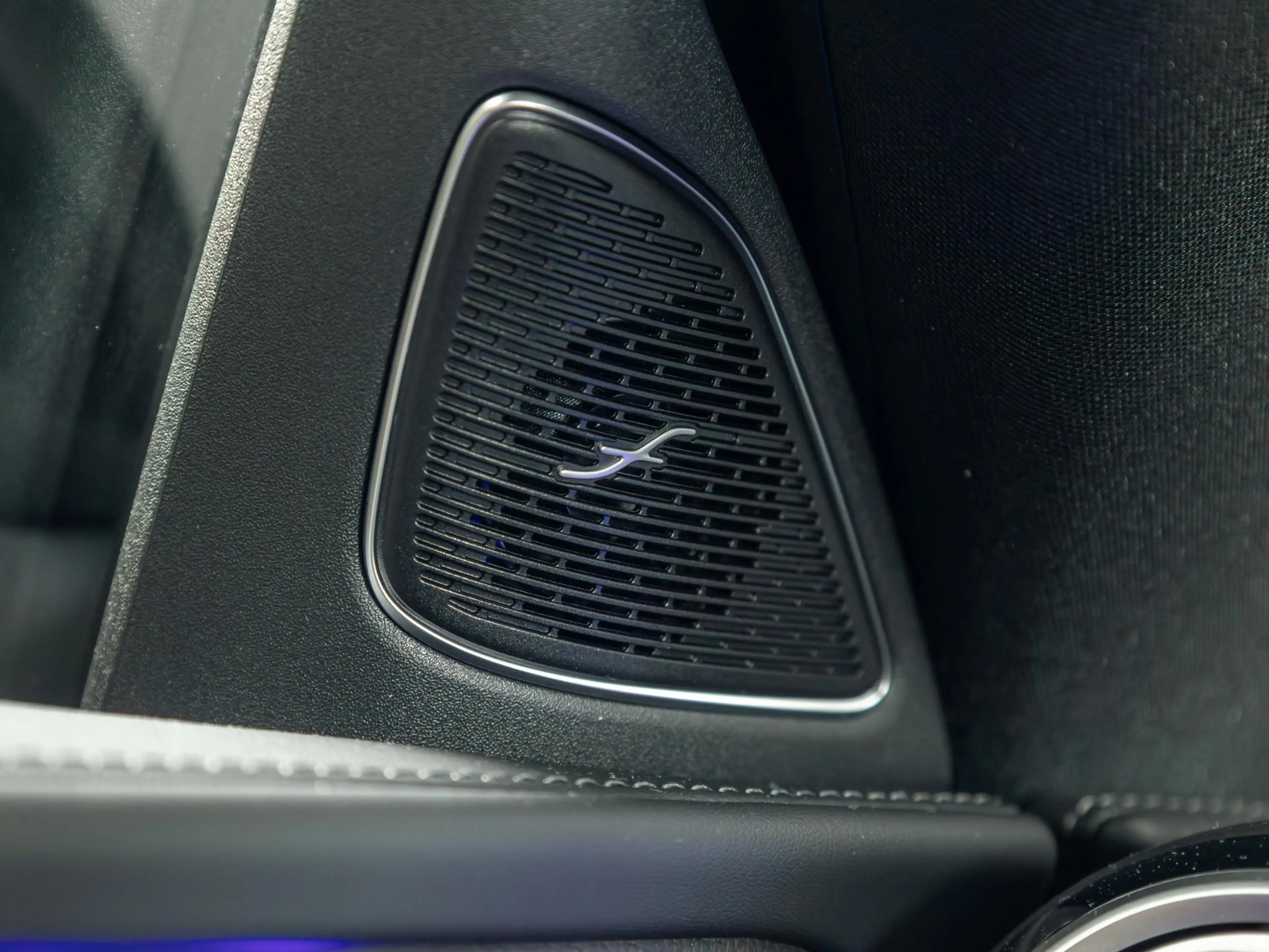 Mercedes-Benz C 300 Estate e Business Solution AMG — photo 14