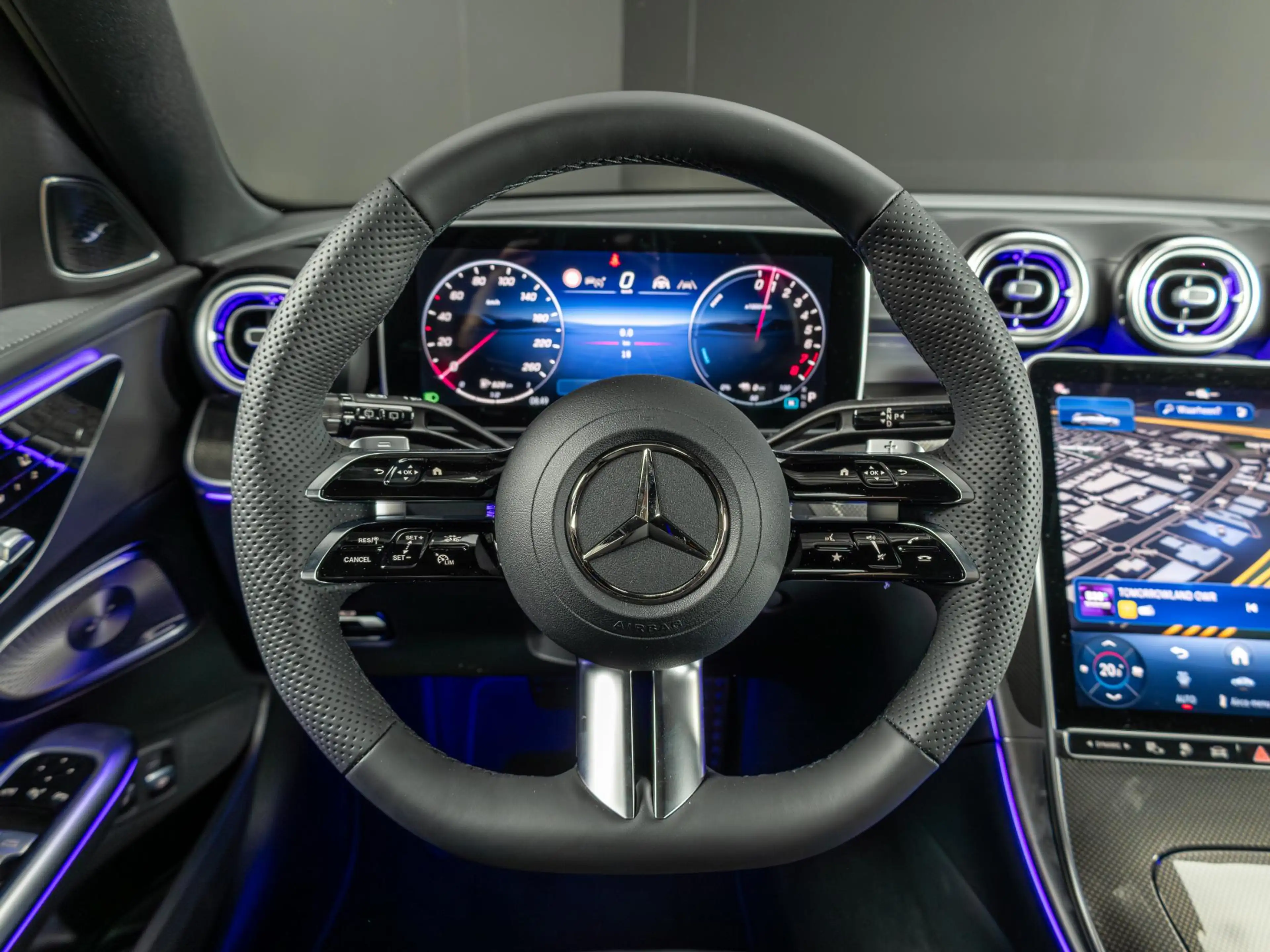Mercedes-Benz C 300 Estate e Business Solution AMG — photo 15