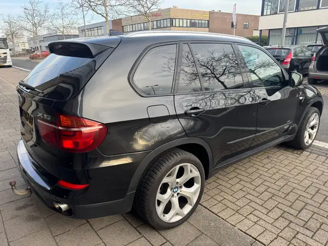 BMW X5 view 6