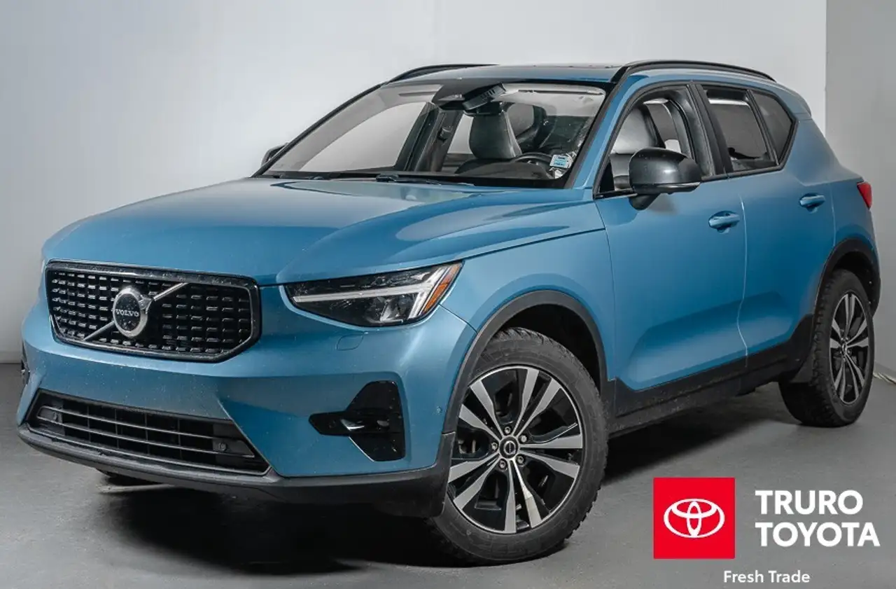 2023 Volvo XC40