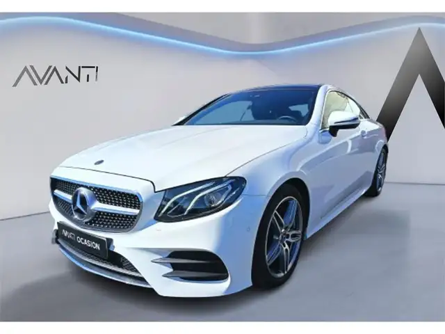 Mercedes-Benz E 220 Coupé d