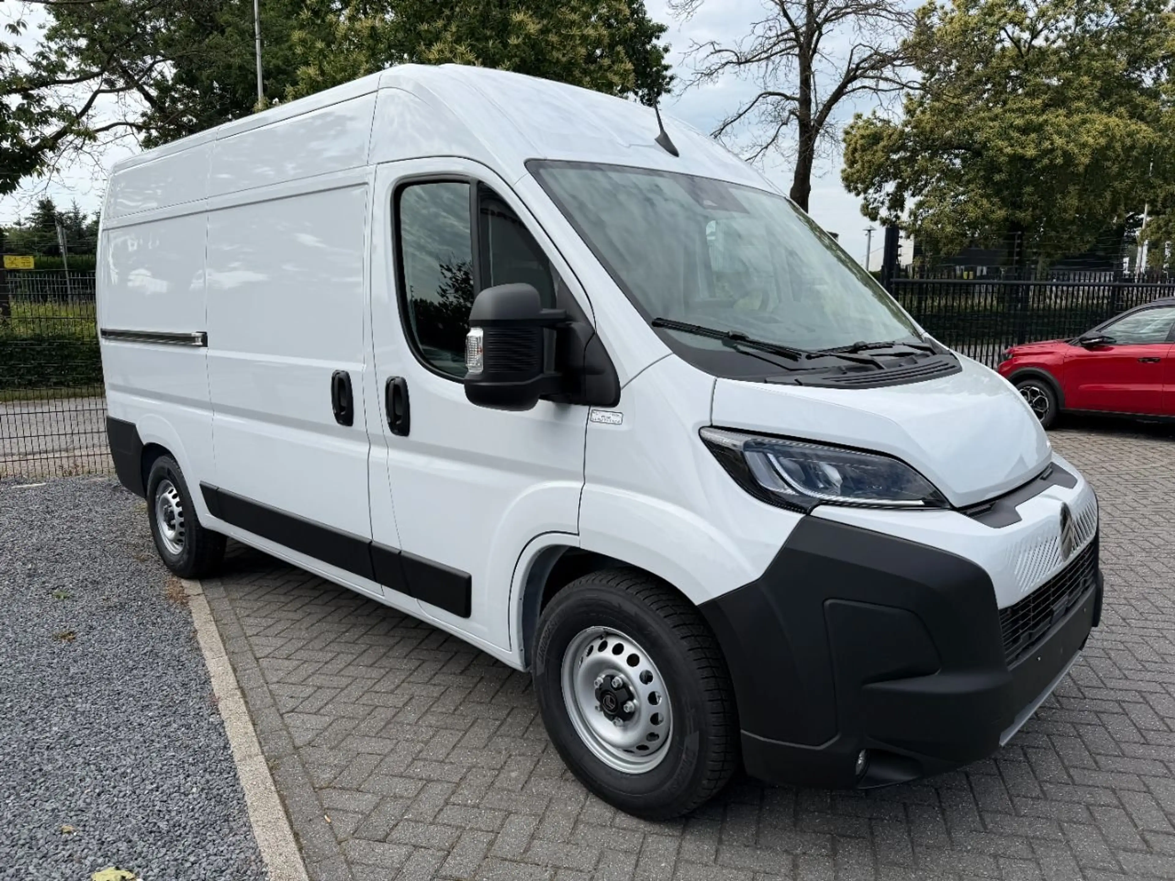 Citroen Jumper JUMPER L2H2 Luchtvering 2.2 BlueHDi 140 pk — photo 2