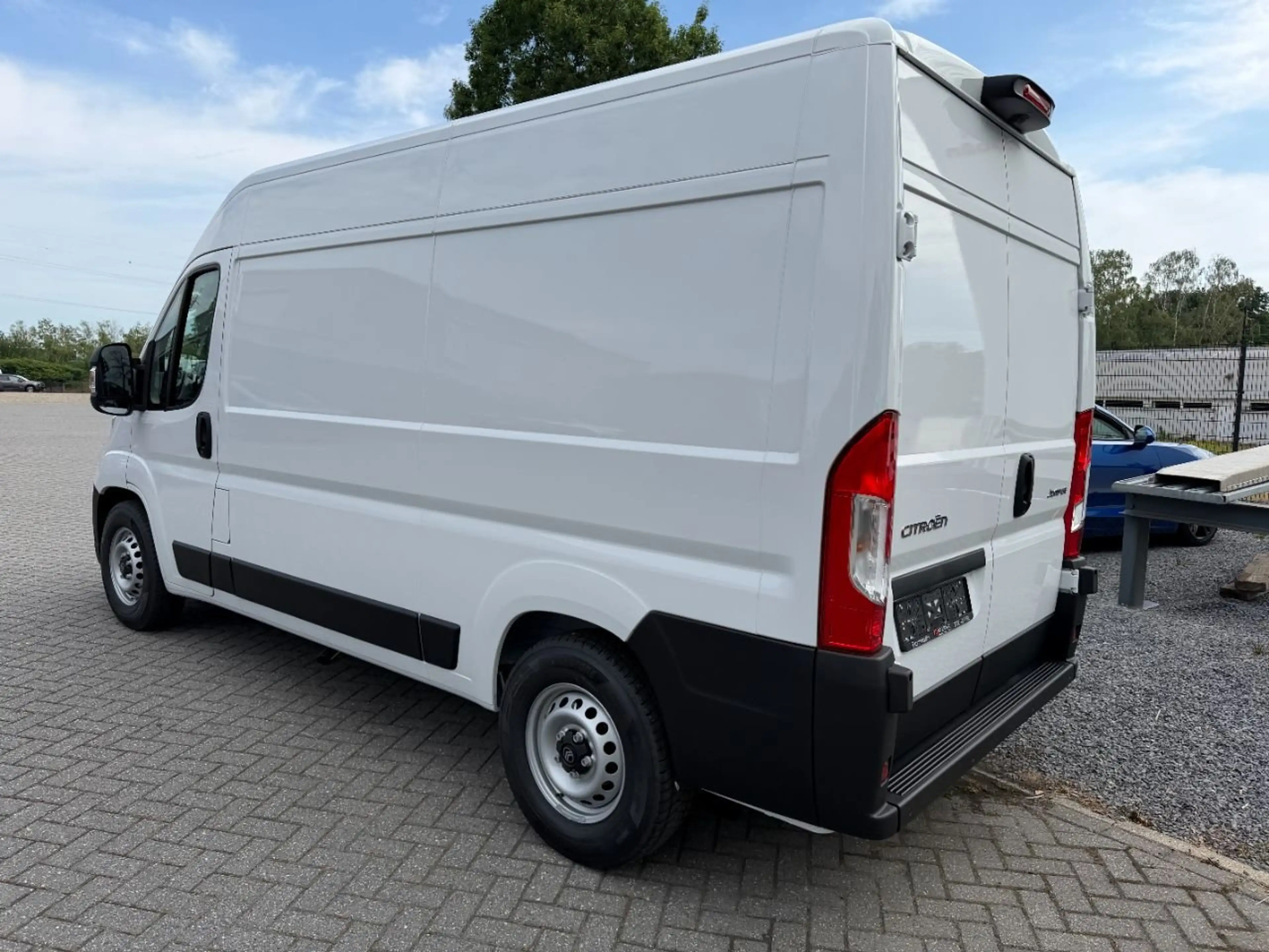 Citroen Jumper JUMPER L2H2 Luchtvering 2.2 BlueHDi 140 pk — photo 4