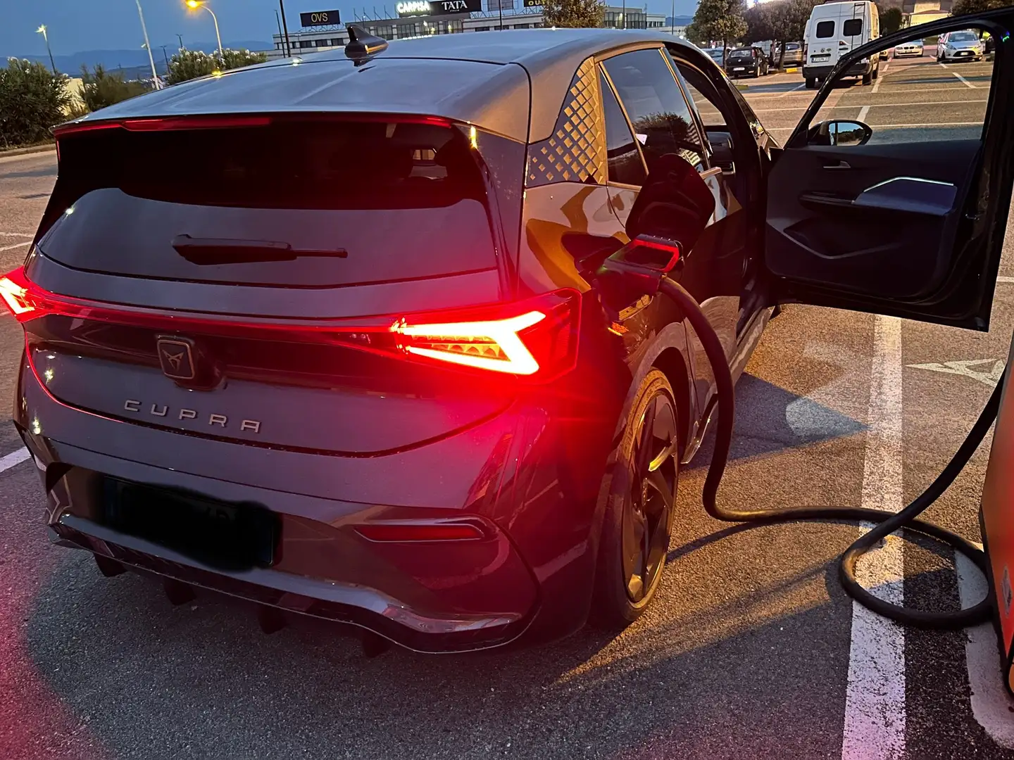CUPRA Born Born58kWh Grigio - 2