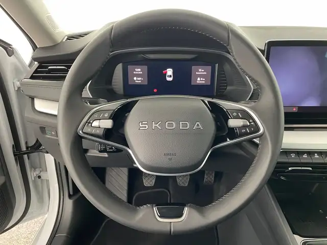 Skoda Octavia view 14