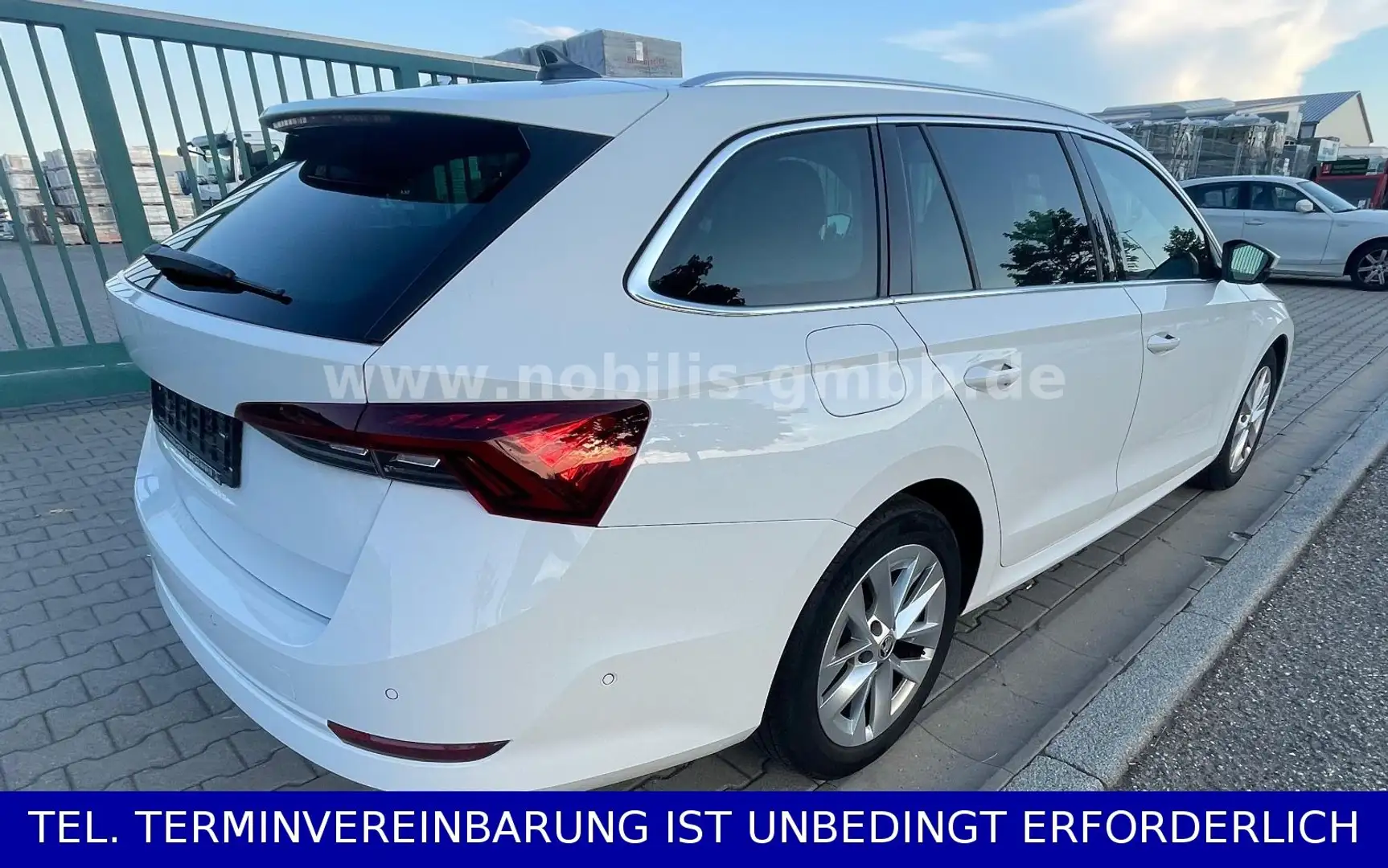 Skoda Octavia Combi 2,0 TDI Edition DSG LED 150PS Weiß - 2