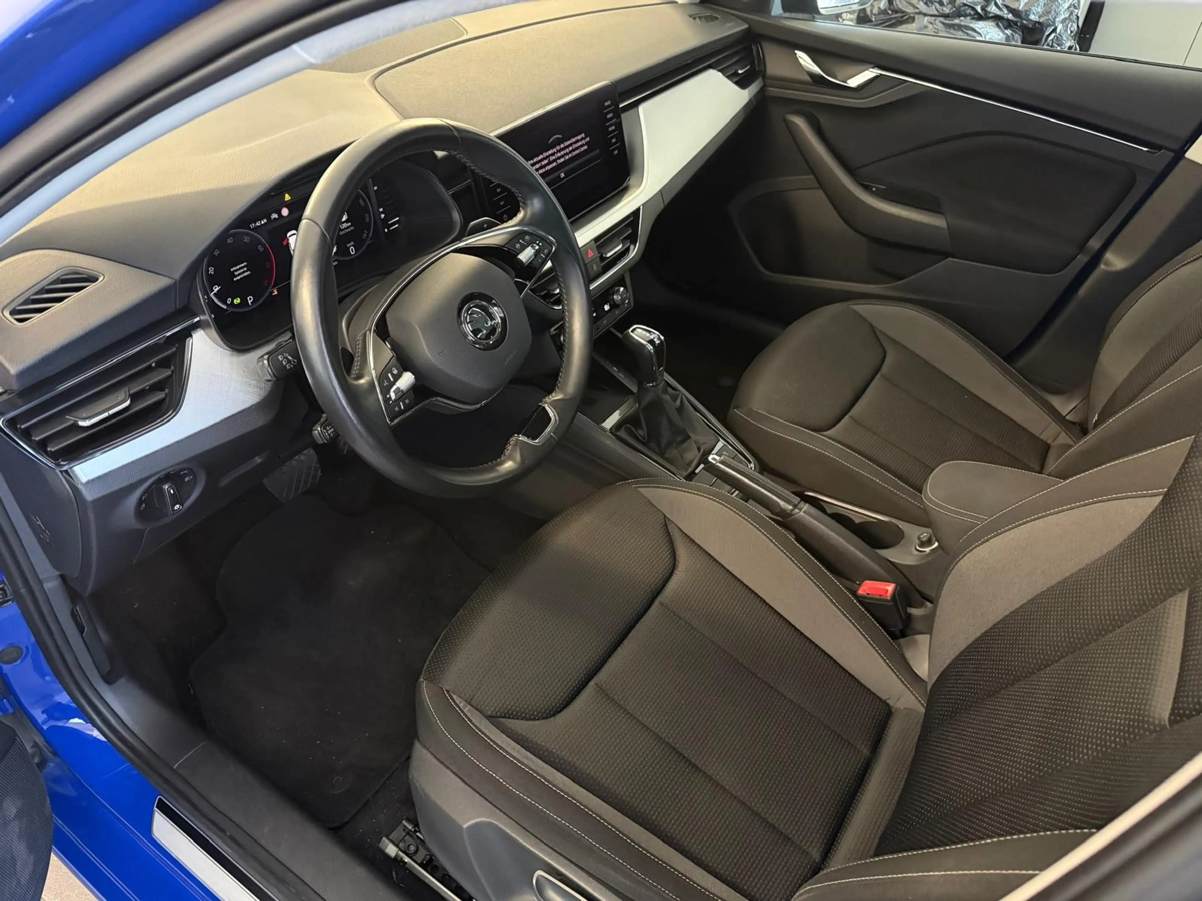 Skoda Scala Tour DSG LED+NAVI+TEMP+VIRTUAL+AHK+WINTER — photo 8