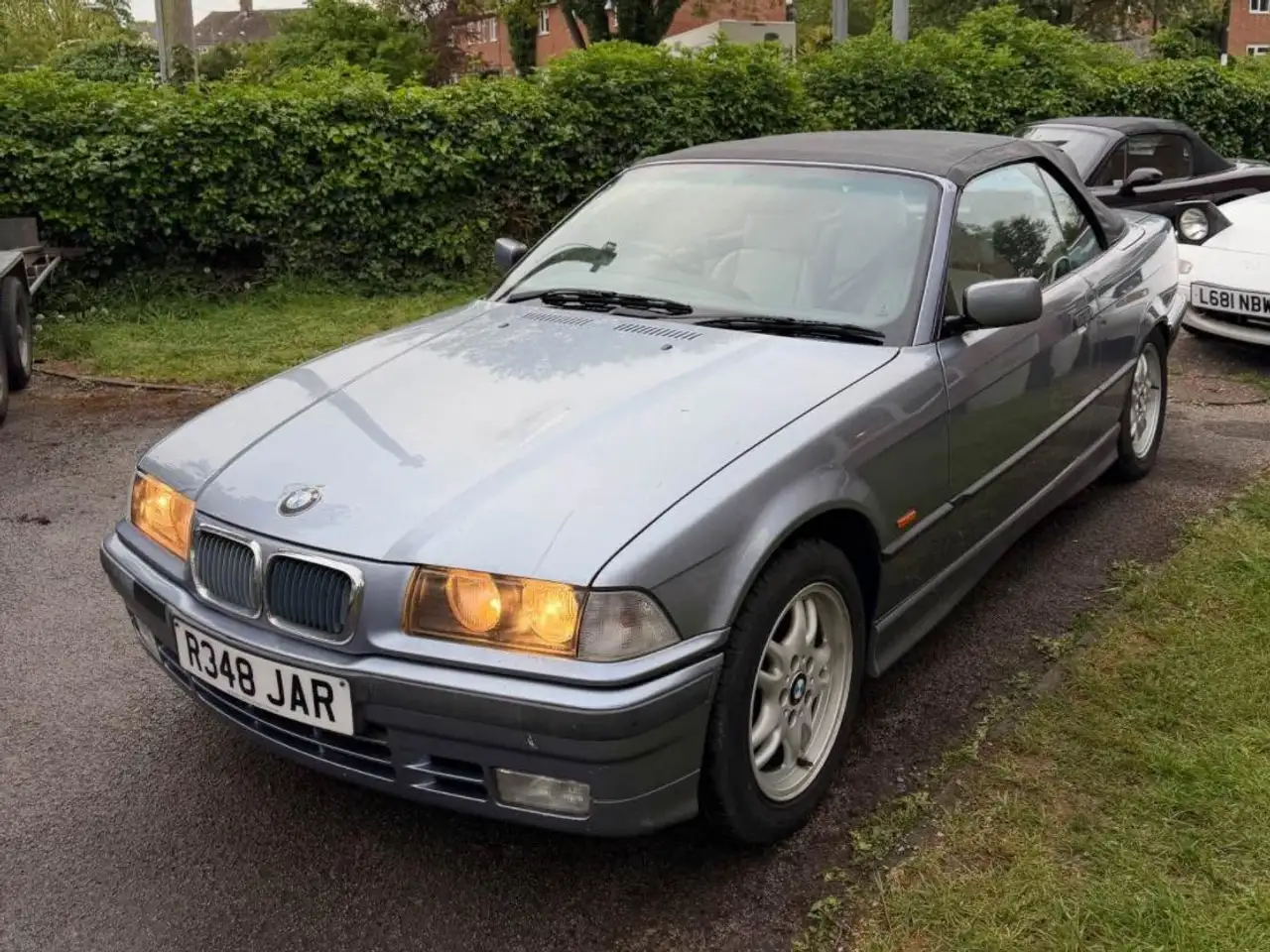 BMW 328i, foto 8