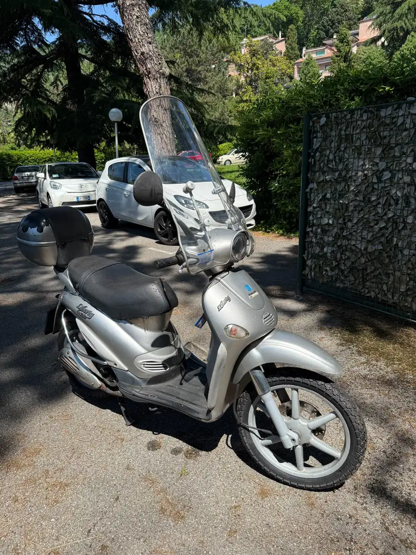 Piaggio Liberty 150 Argintiu - 1