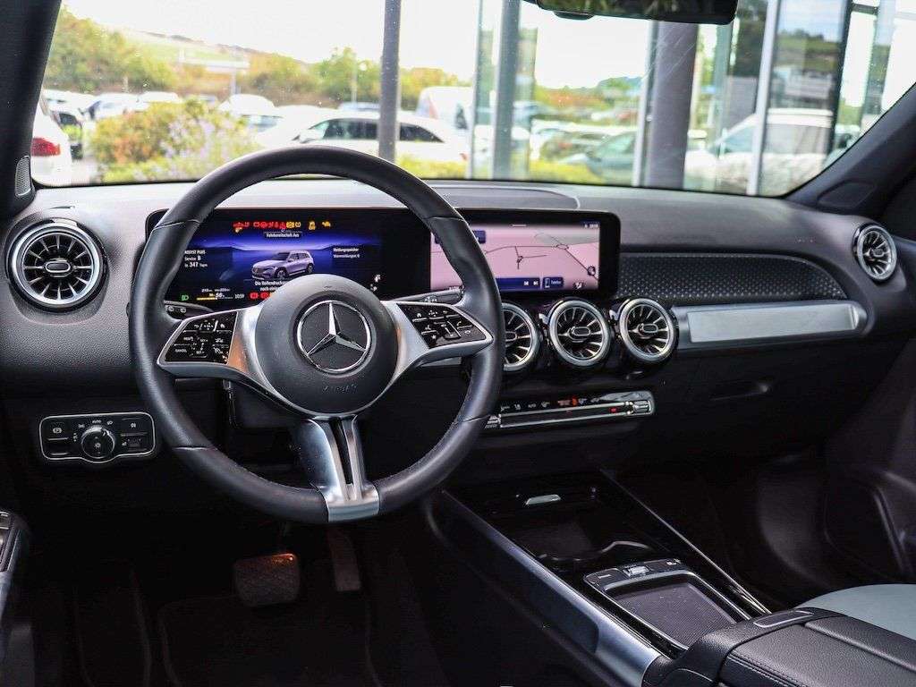 Mercedes-Benz EQB