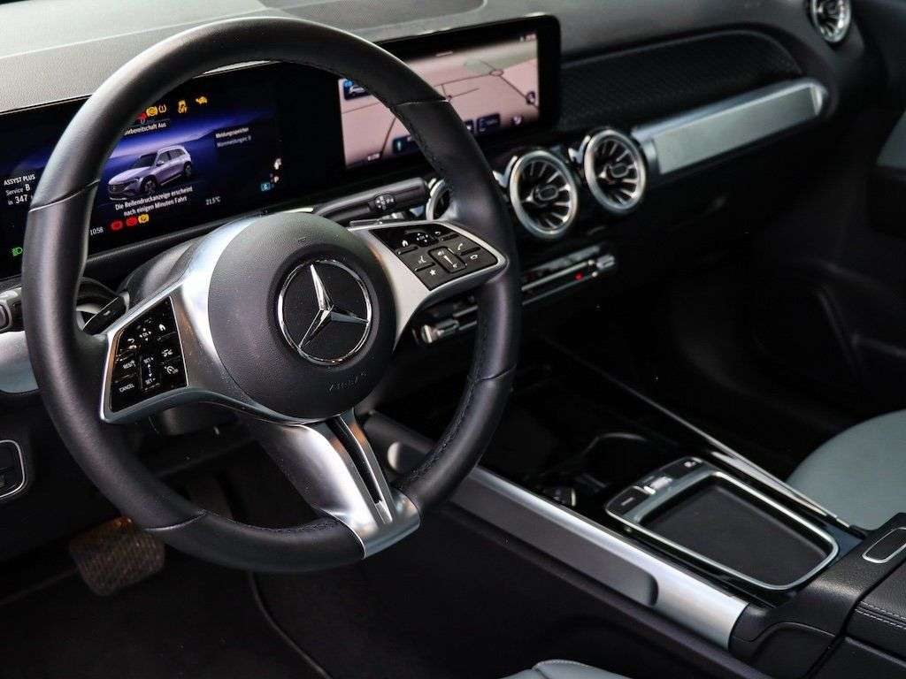 Mercedes-Benz EQB