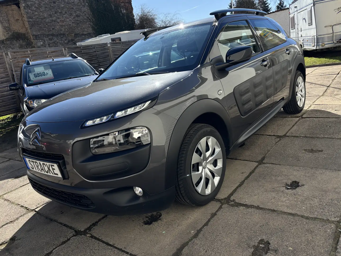 Citroen C4 Cactus PureTech 82 Feel Grau - 2