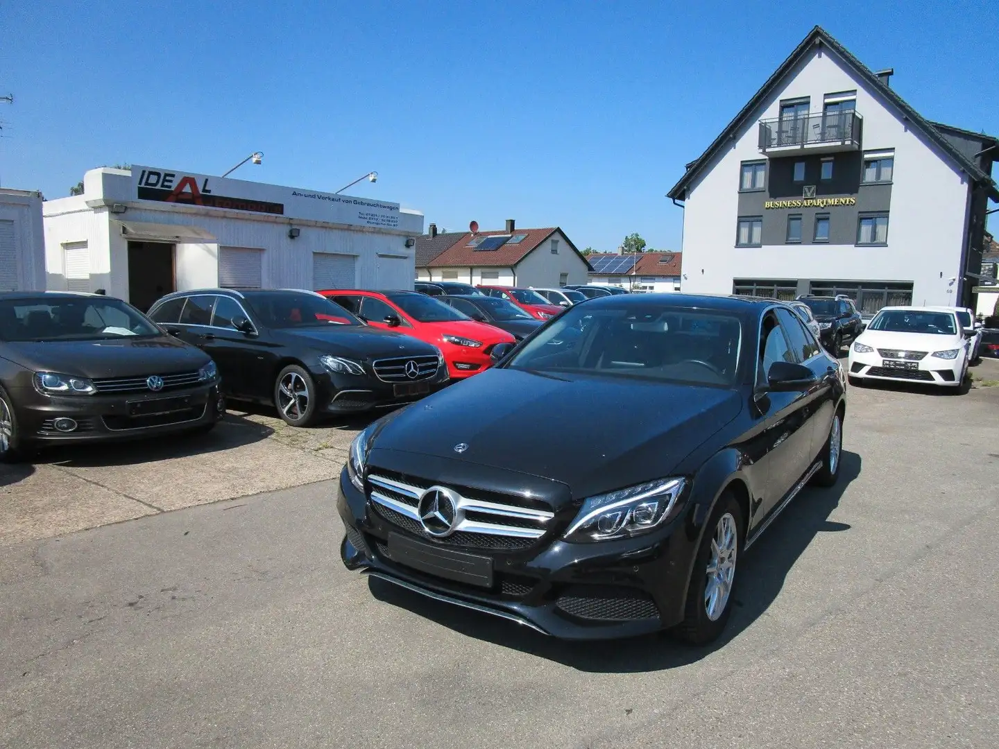 Mercedes-Benz C 180 CGI Lim. AVANTGARDE*LED*NAVI*AHK*8-FACH* Schwarz - 1