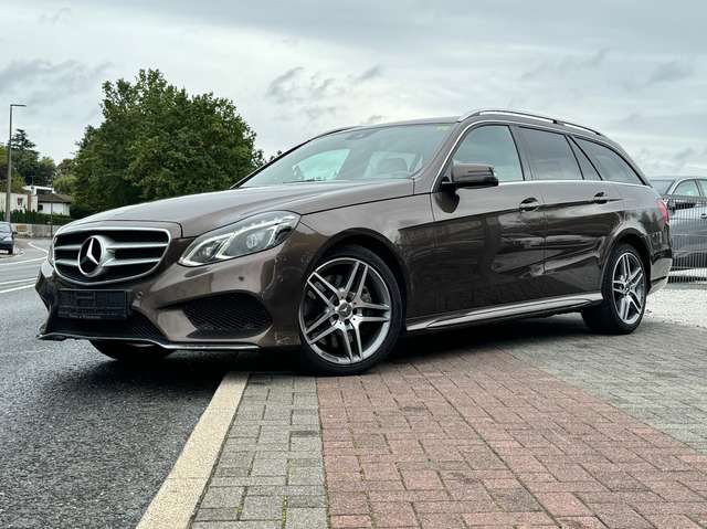 Imagine Mercedes-Benz E 350 E 350 BlueTec 4Matic 3x Amg line Totwinkelassist