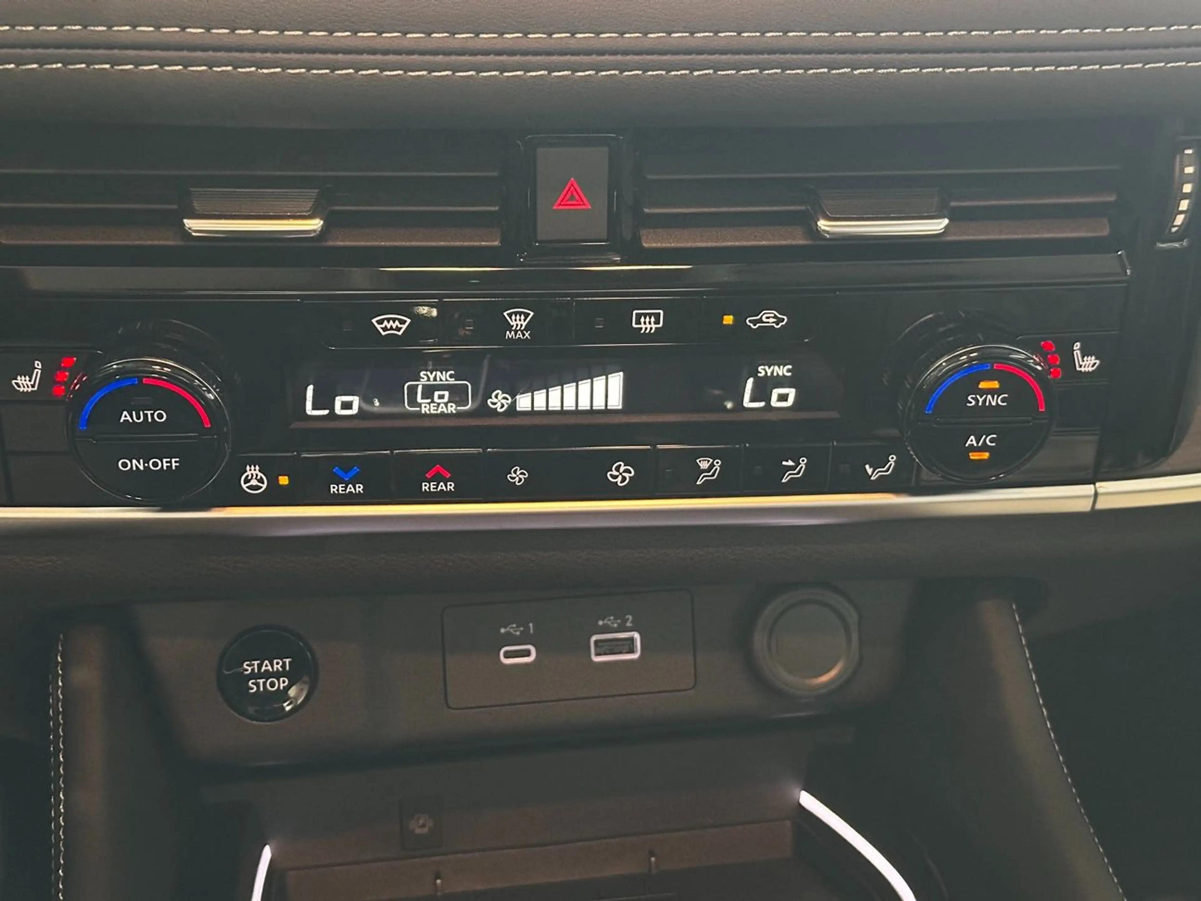 Nissan X-Trail 1.5 VC-T e-Power Tekna+ ACC+LED+Navi+SD — photo 25