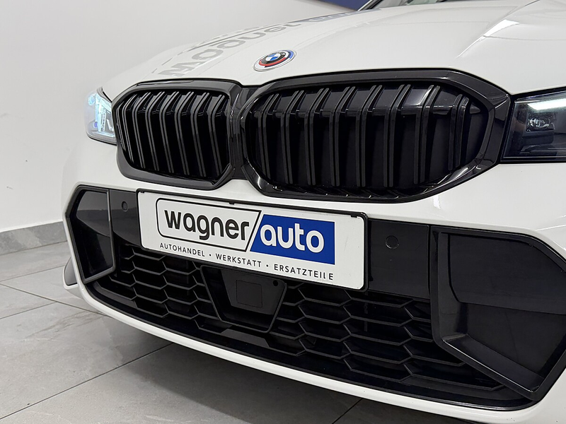 BMW 330 d 48 V xDrive Touring M-Sport Aut.LCI/LED/ACC/W... — photo 5