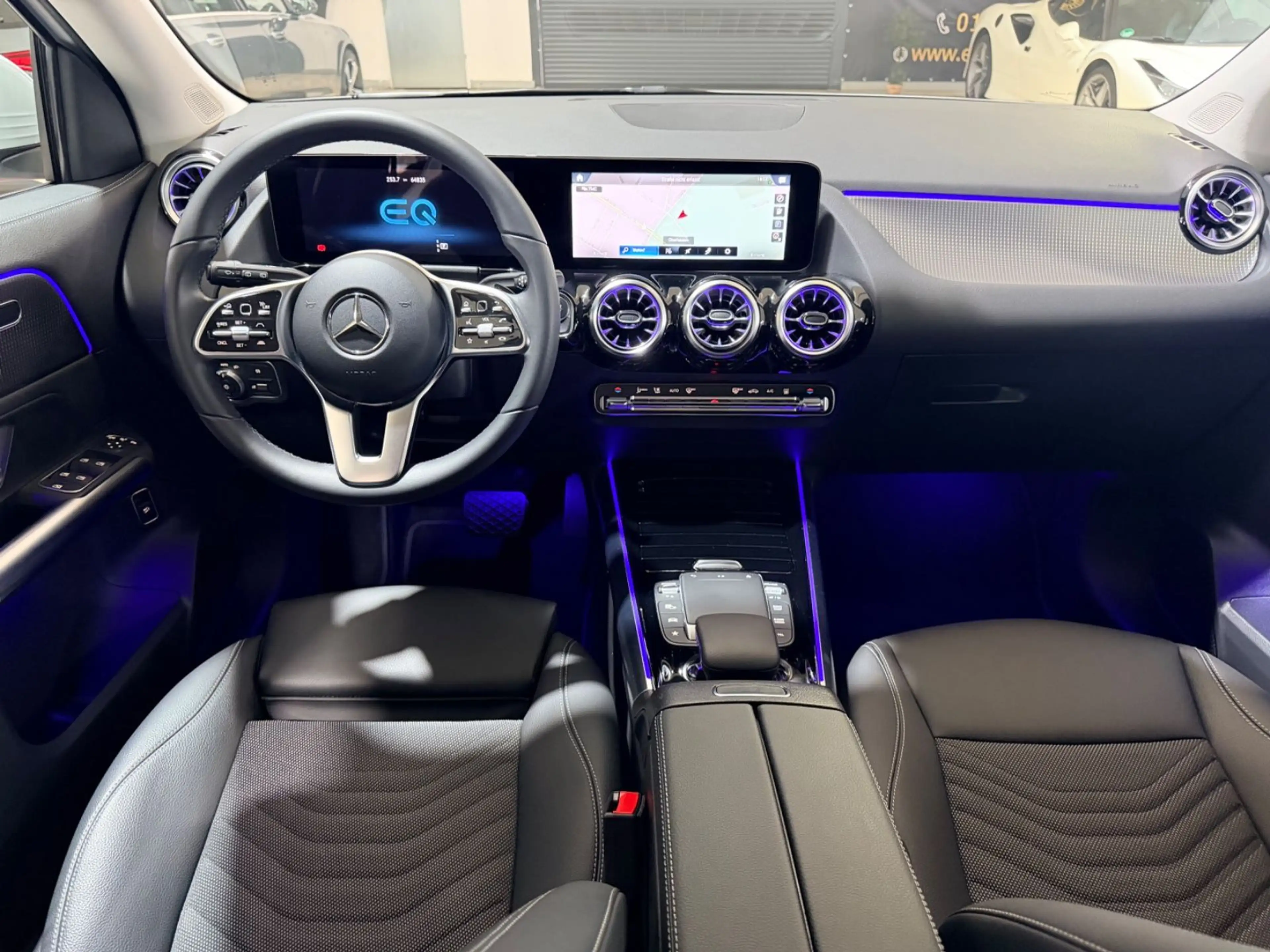 Mercedes-Benz EQA 250+ — photo 14