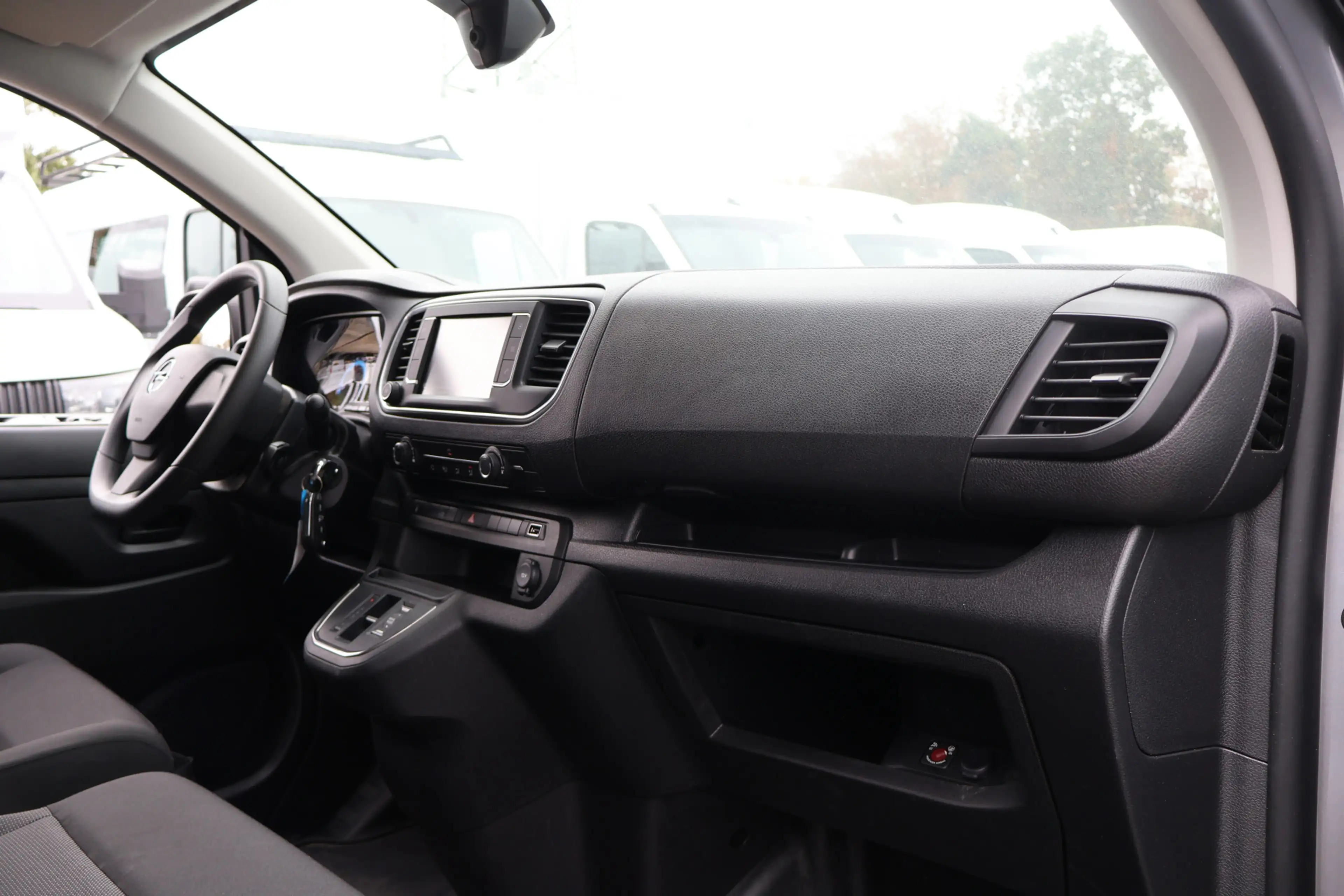 Opel Vivaro-e Electric L3 75 kWh Airco Navigatie (Wordt verwacht — photo 34