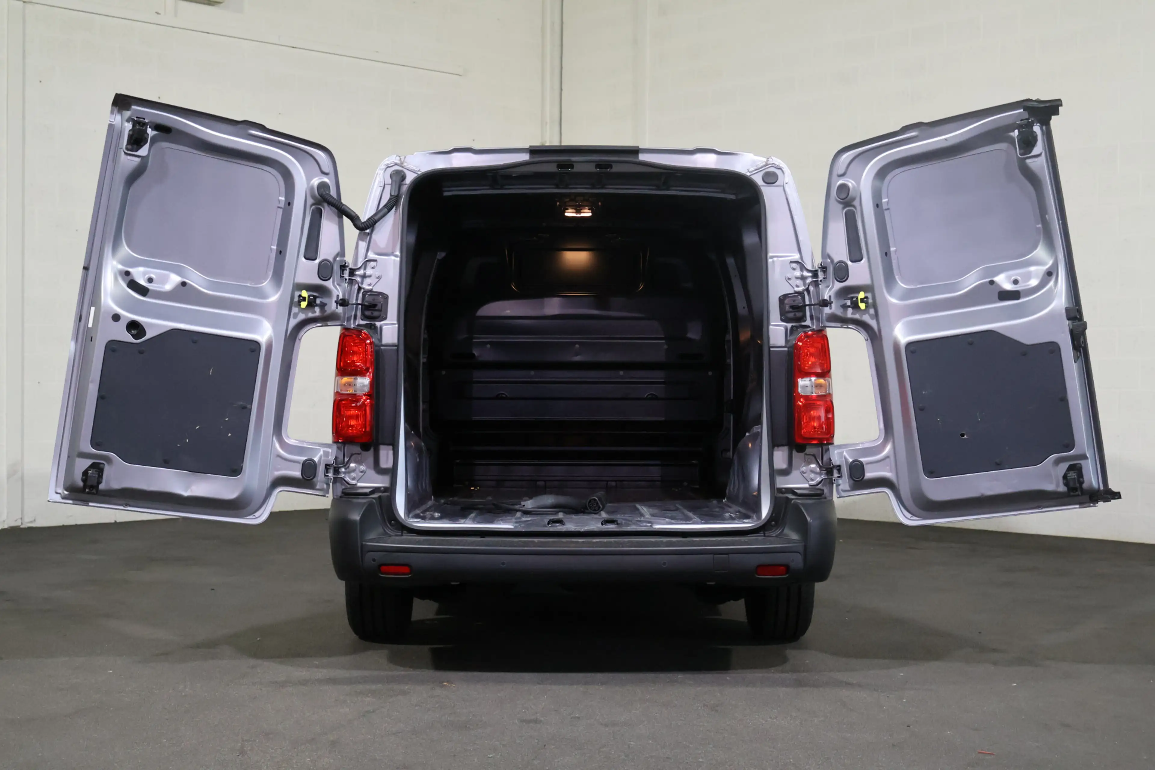 Opel Vivaro-e Electric L3 75 kWh Airco Navigatie (Wordt verwacht — photo 11