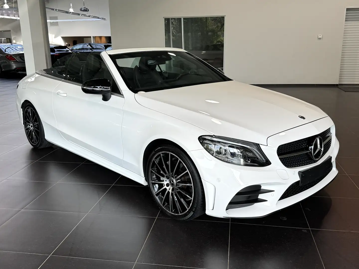 Mercedes-Benz C 200 Amg Cabrio Night Pack, Camera, Airscarf, Aircap, L Blanc - 2