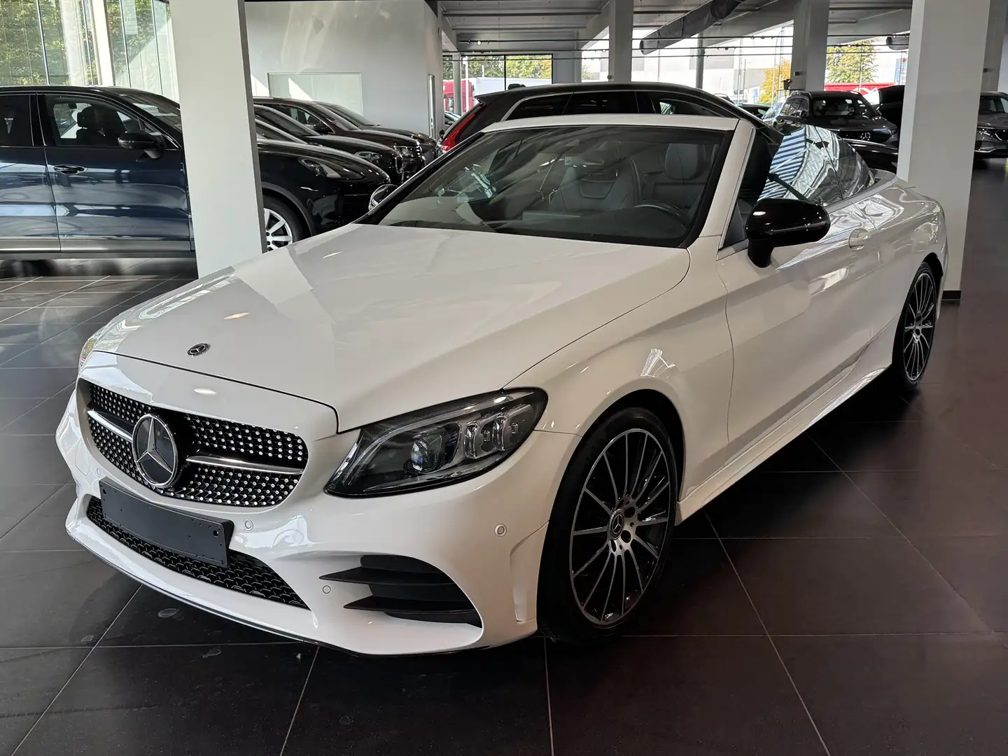 Mercedes-Benz C 200 Amg Cabrio Night Pack, Camera, Airscarf, Aircap, L Blanc - 1