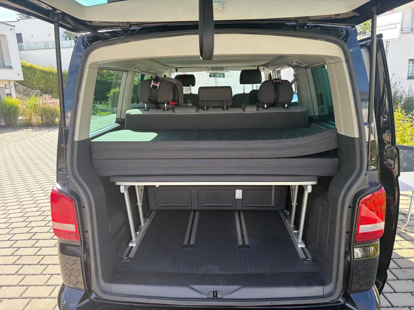 Volkswagen T5 California Beach Noir - 2