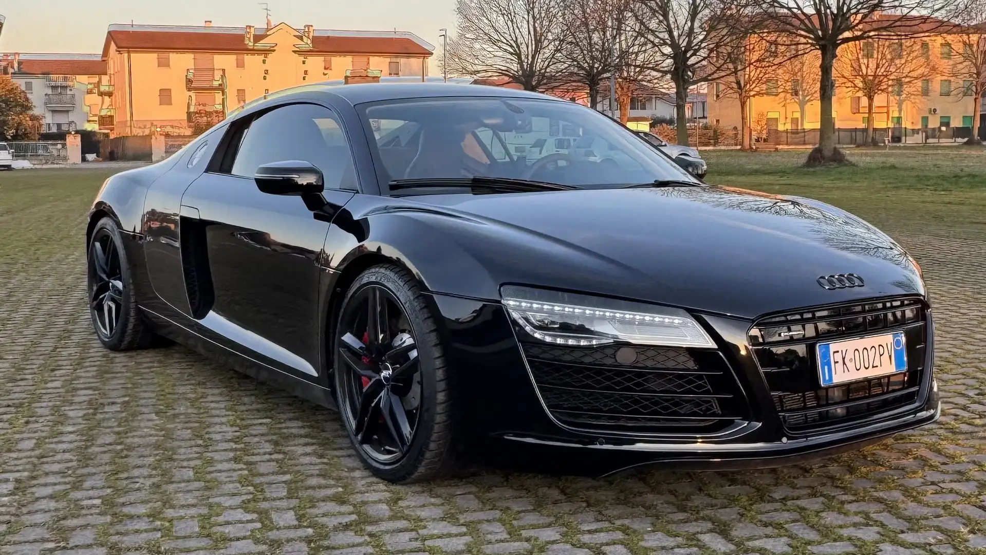 Audi R8 Coupe 4.2 V8 fsi quattro s-tronic - 1