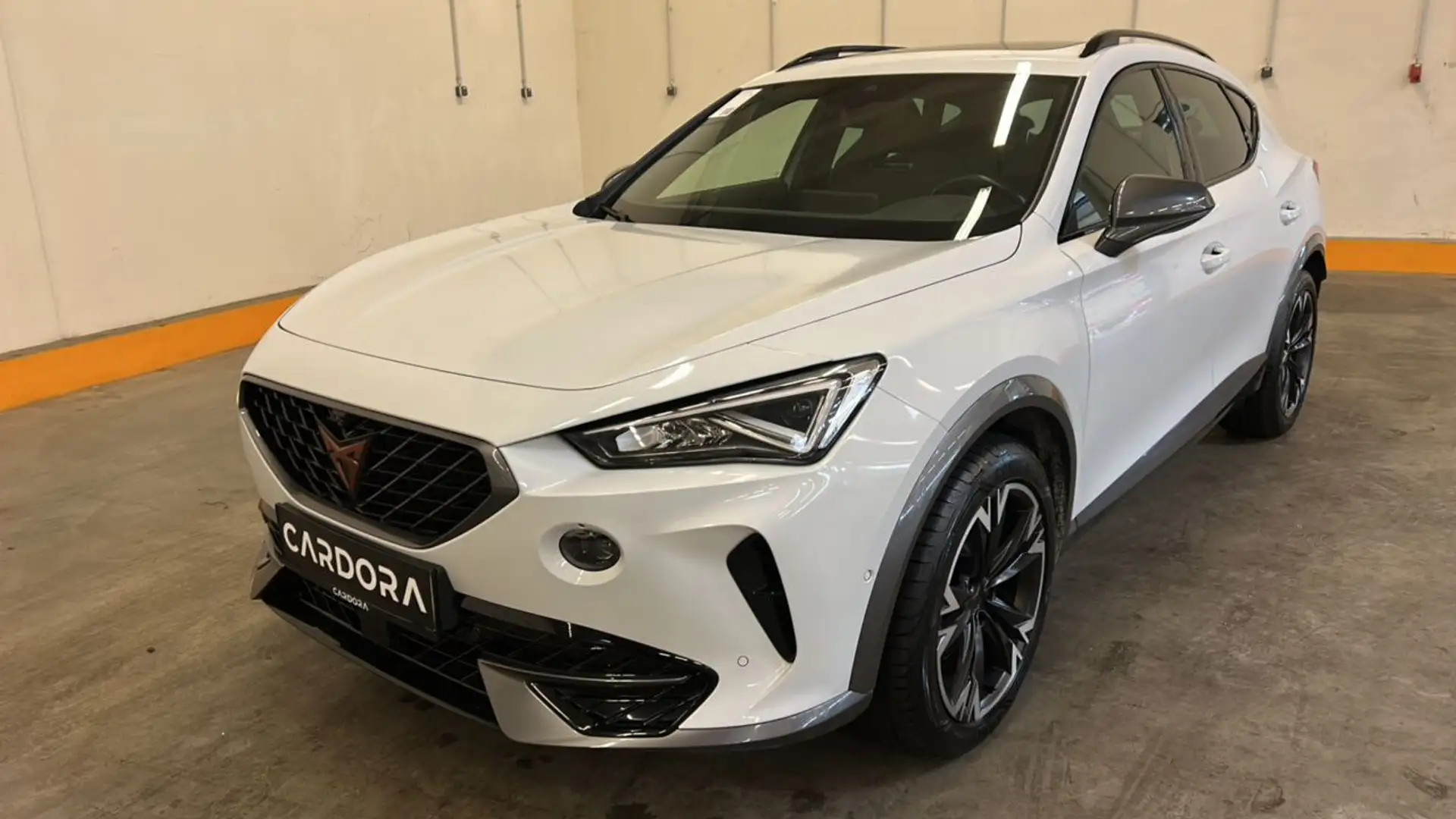 CUPRA Formentor 1.5 TSI OPF VIRTUAL COCKPIT*PANORAMA*ASSIST*RADAR Weiß - 2
