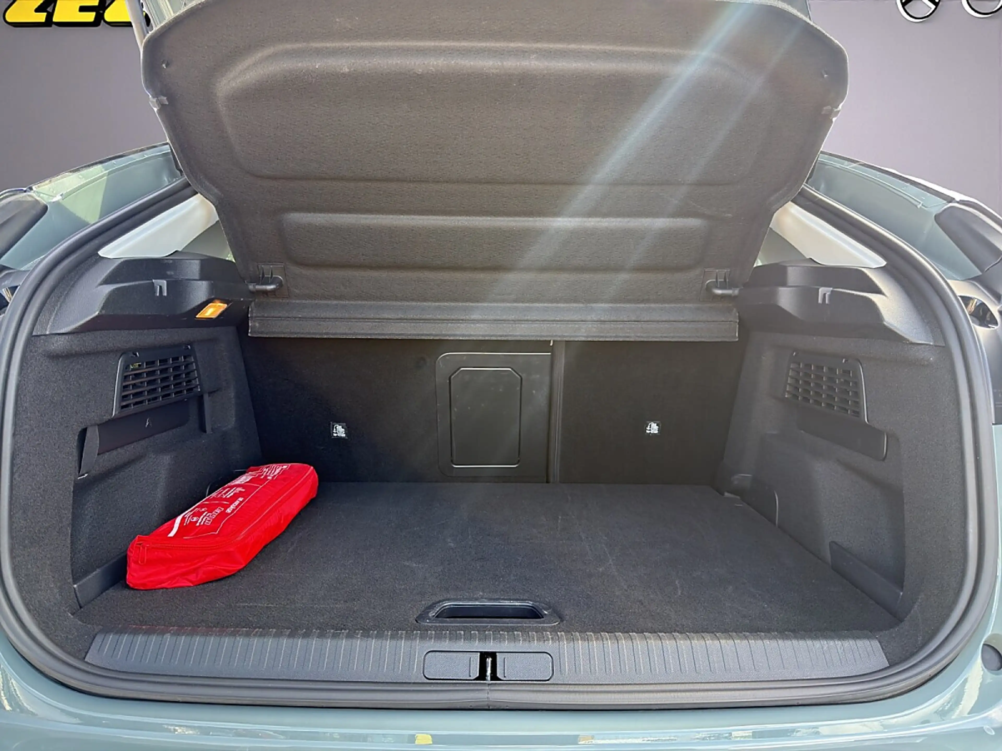 Citroen C4 130 S&S EAT8 Max — photo 18