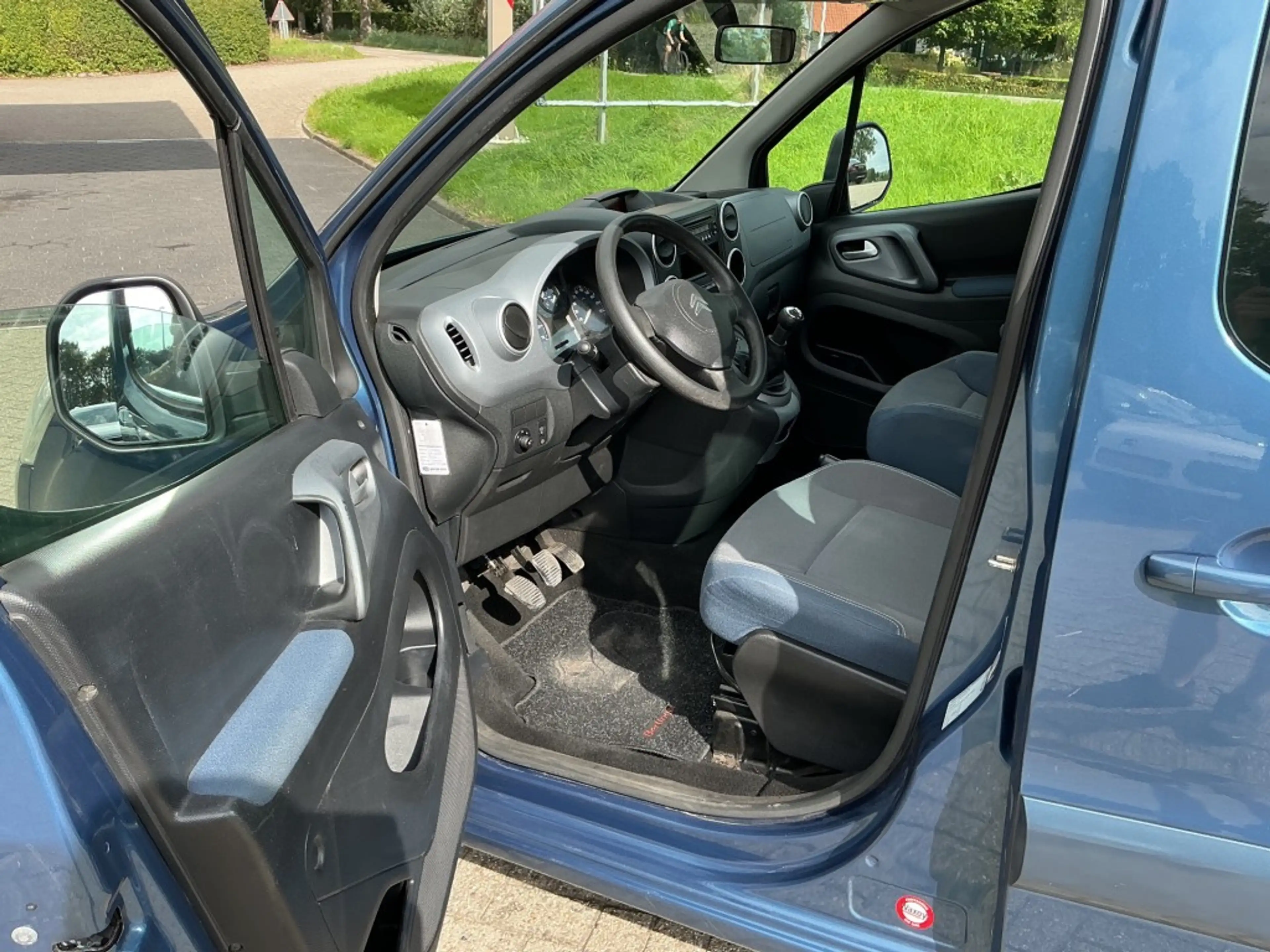 Citroen Berlingo 1.6 VTI CINQSPACE Rolstoelauto — photo 14