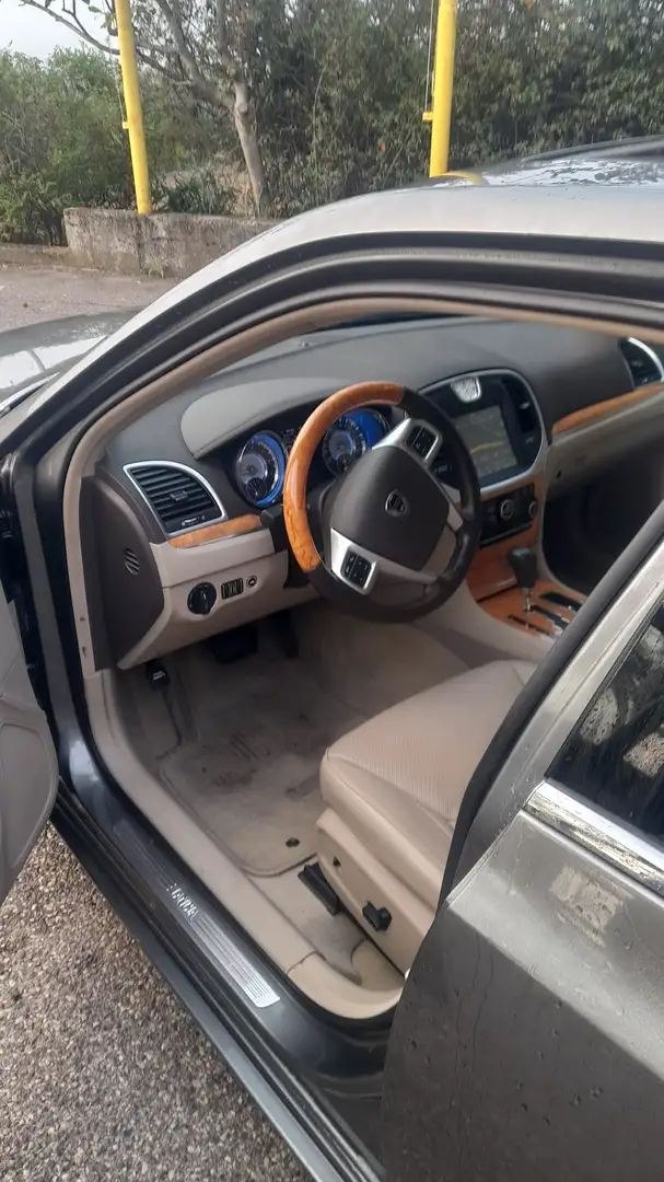 Lancia Thema Thema 3.0 V6 mjt II platinium 190cv auto Grigio - 2