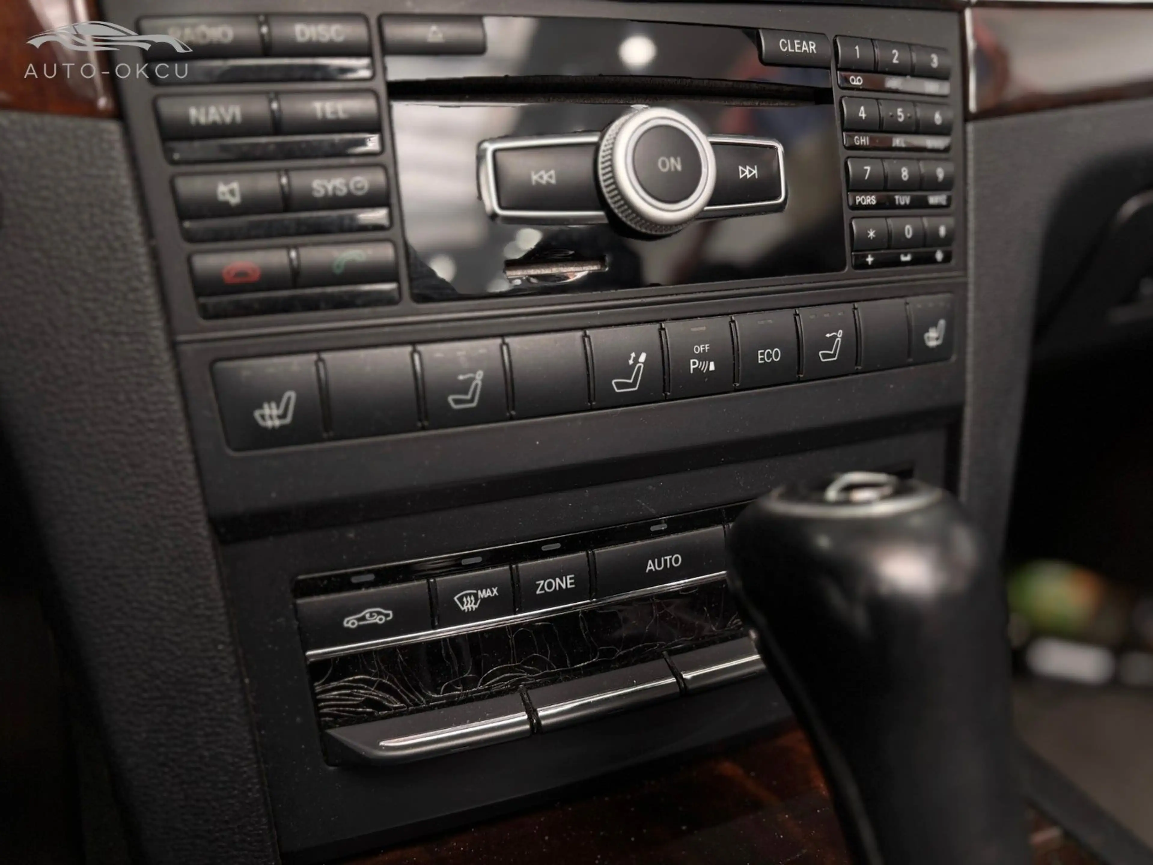 Mercedes-Benz E 250 Cabrio Elegance KAMERA /NAVI /PDC/HU:12/27 — photo 12