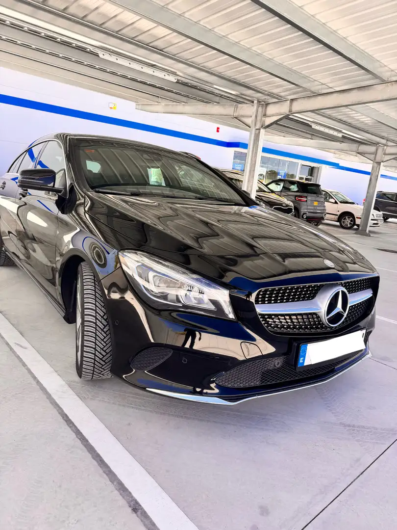 Mercedes-Benz CLA 180 Shooting Brake 7G-DCT - 1