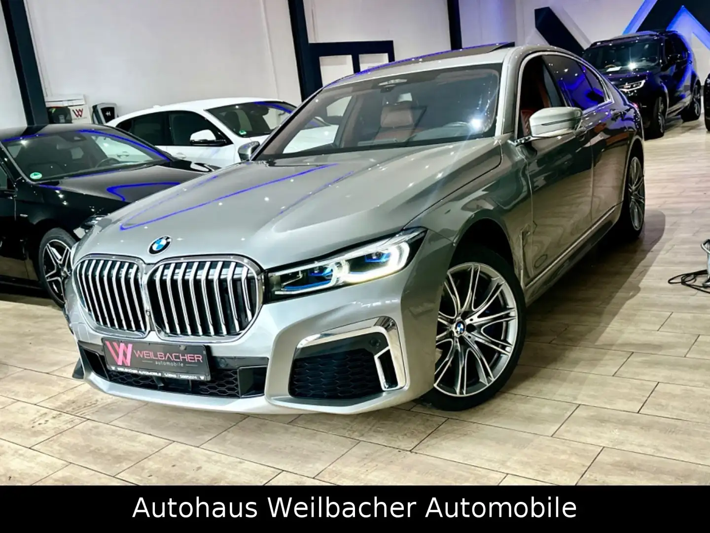 BMW 750 i xDrive M Paket * Mega-Ausstattung *Deutsch* Gris - 1