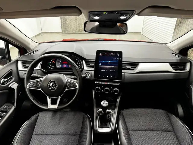 Renault Captur view 12