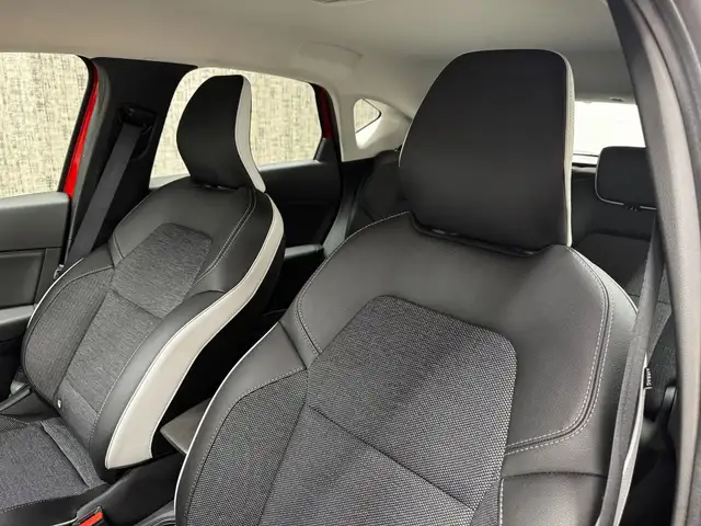 Renault Captur view 9