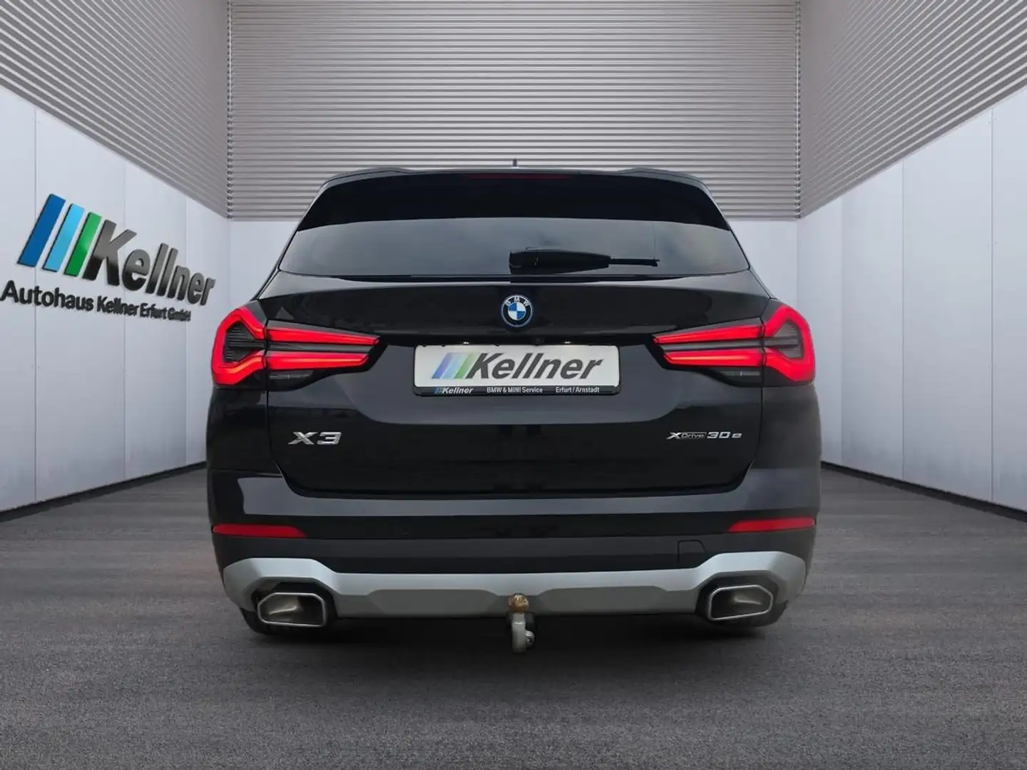 BMW X3 xDr. 30e Aut. AHK+Head-Up+Laserlicht+HIFI Schwarz - 2