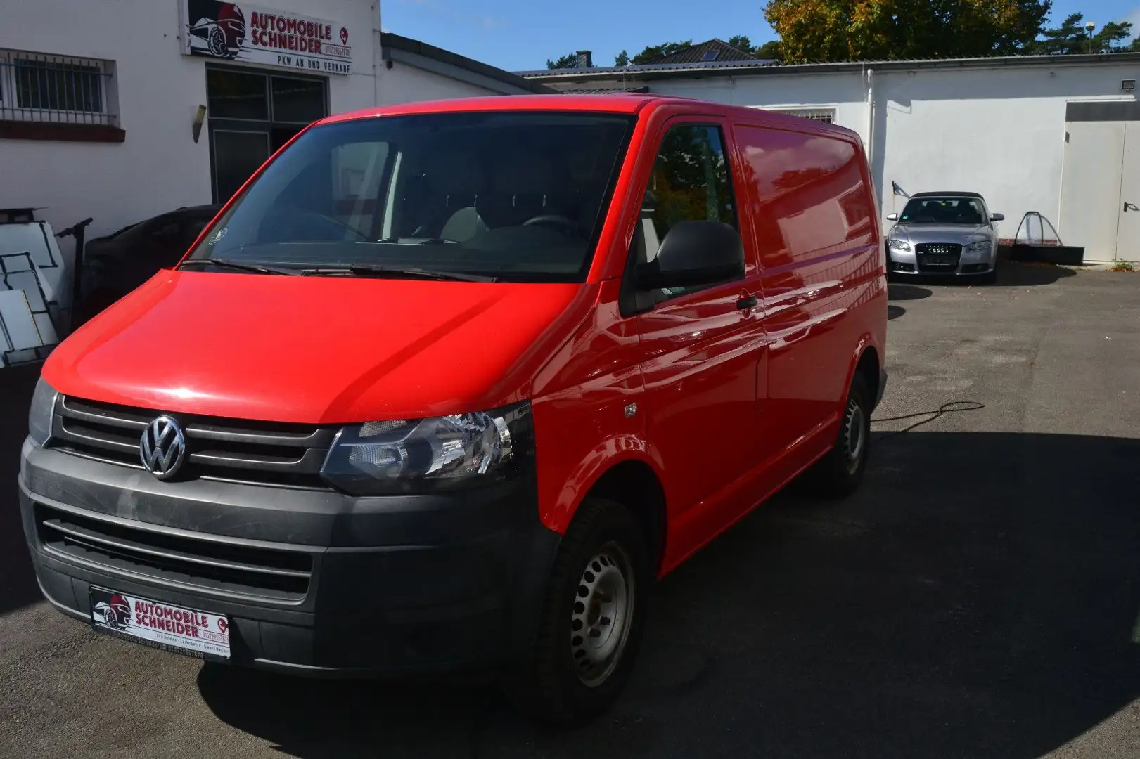 Volkswagen T5 Transporter Kasten-Kombi Kasten Rot - 2