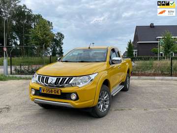 2.4 DI-D Club Cab Intense,airco,cruise camera,voll
